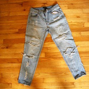 Forever 21 Ripped Boyfriend Jeans